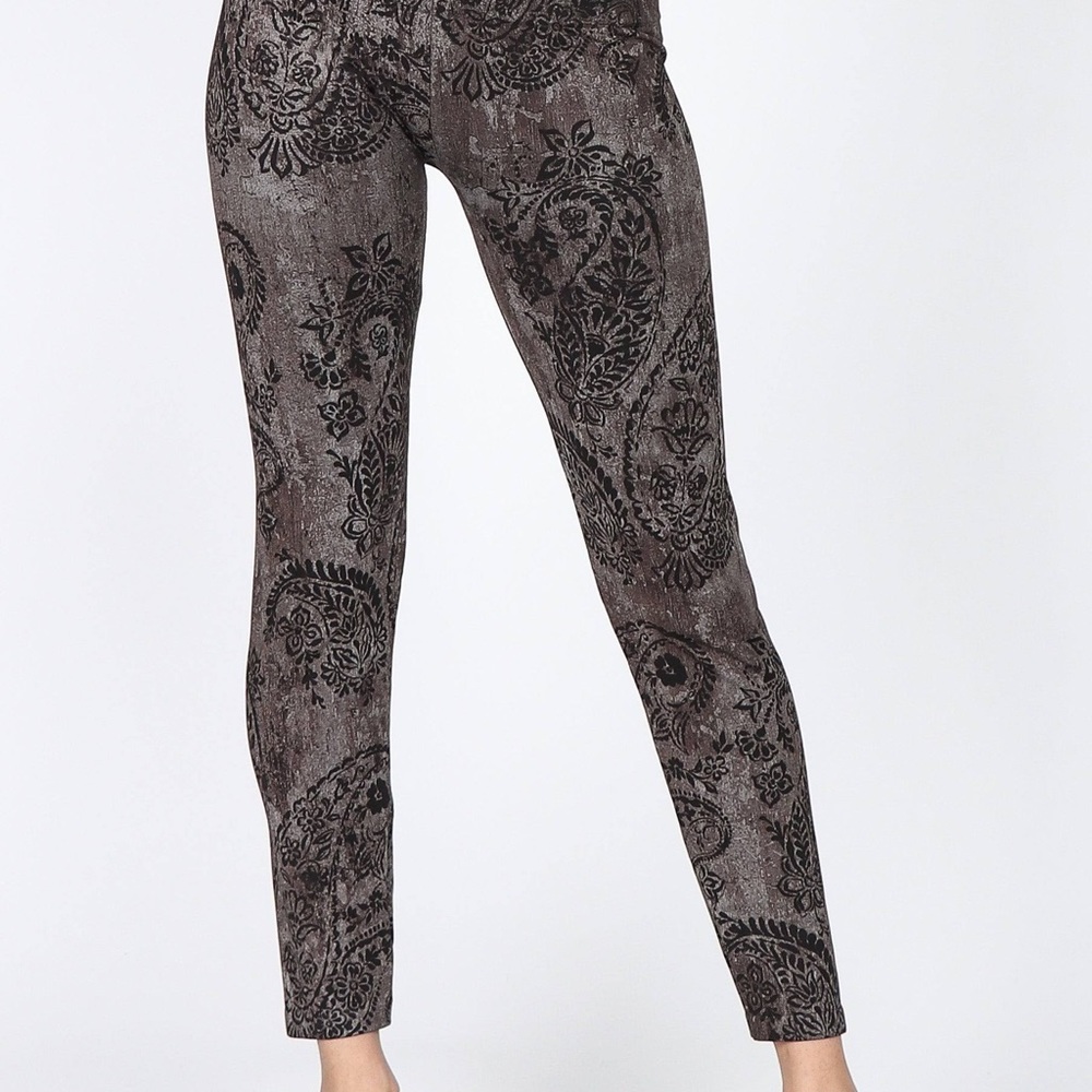 M Rena Chocolate Paisley Sublimation print leggings